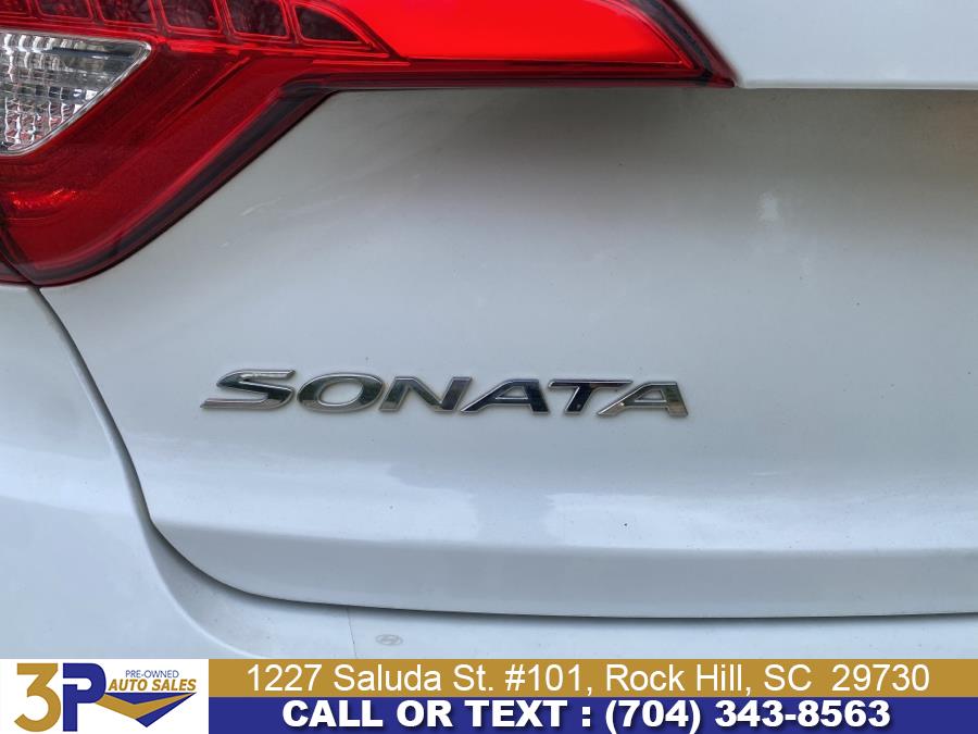 2015 Hyundai Sonata 4dr Sdn 2.0T Limited w/Gray Ac photo