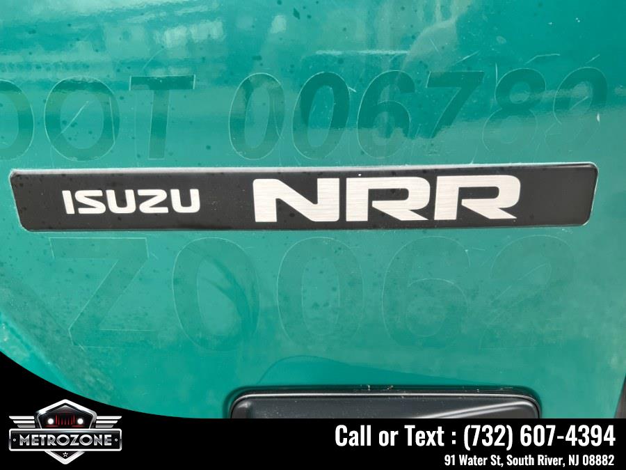 2014 Isuzu NRR DSL REG AT Flatbed / Stake Bed photo