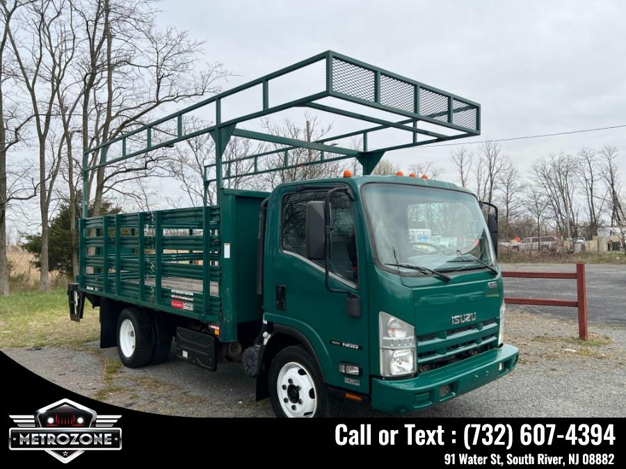 The 2014 Isuzu NRR DSL REG AT Flatbed / Stake Bed photos