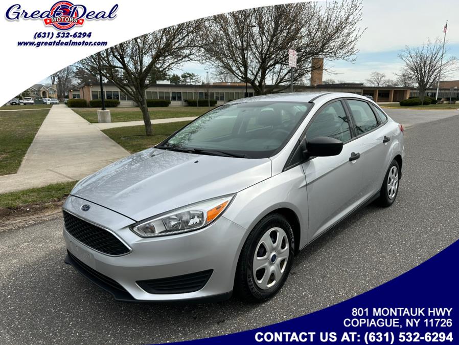 2016 Ford Focus 4dr Sdn S photo