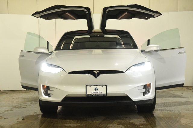 2021 Tesla Model X Long Range Plus photo