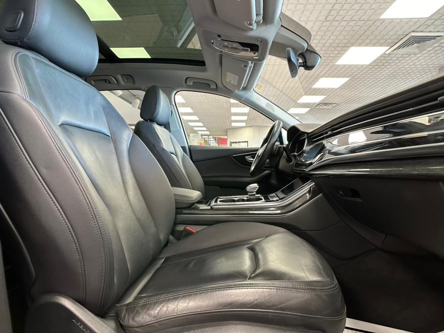 2020 Audi Q7 Premium Plus 55 TFSI quattro photo