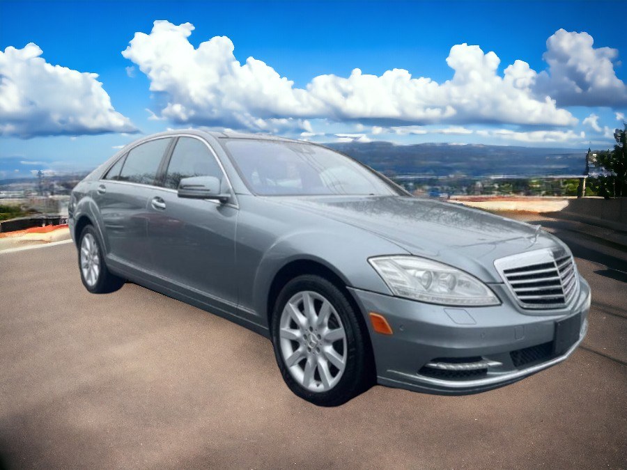 2013 Mercedes-Benz S-Class S550 4MATIC photo