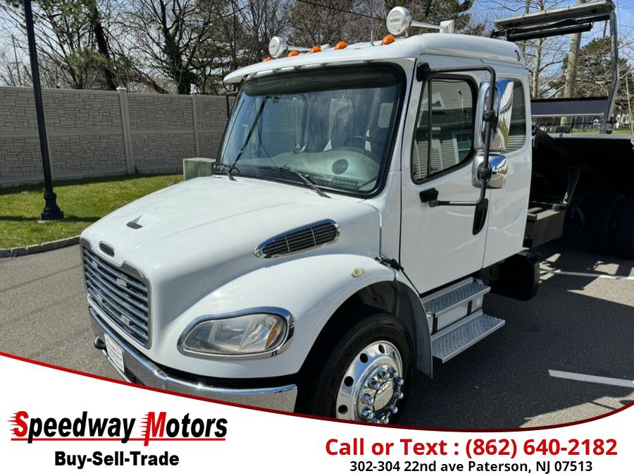 2015 Freightliner M2-106 Extended Cab ROLLBACK TOW TRUCK NON CDL photo