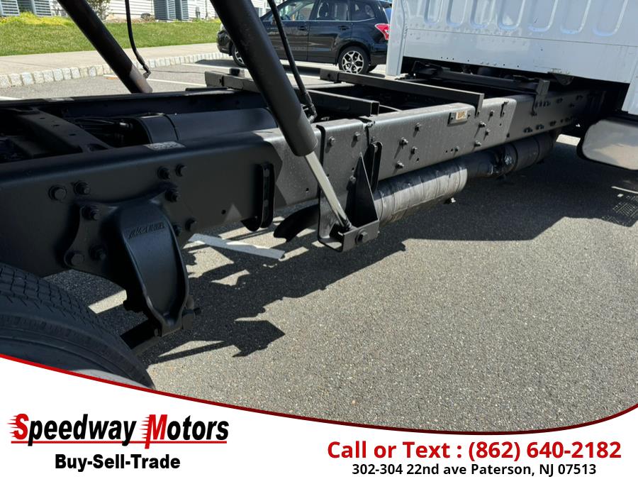 2015 Freightliner M2-106 Extended Cab ROLLBACK TOW TRUCK NON CDL photo