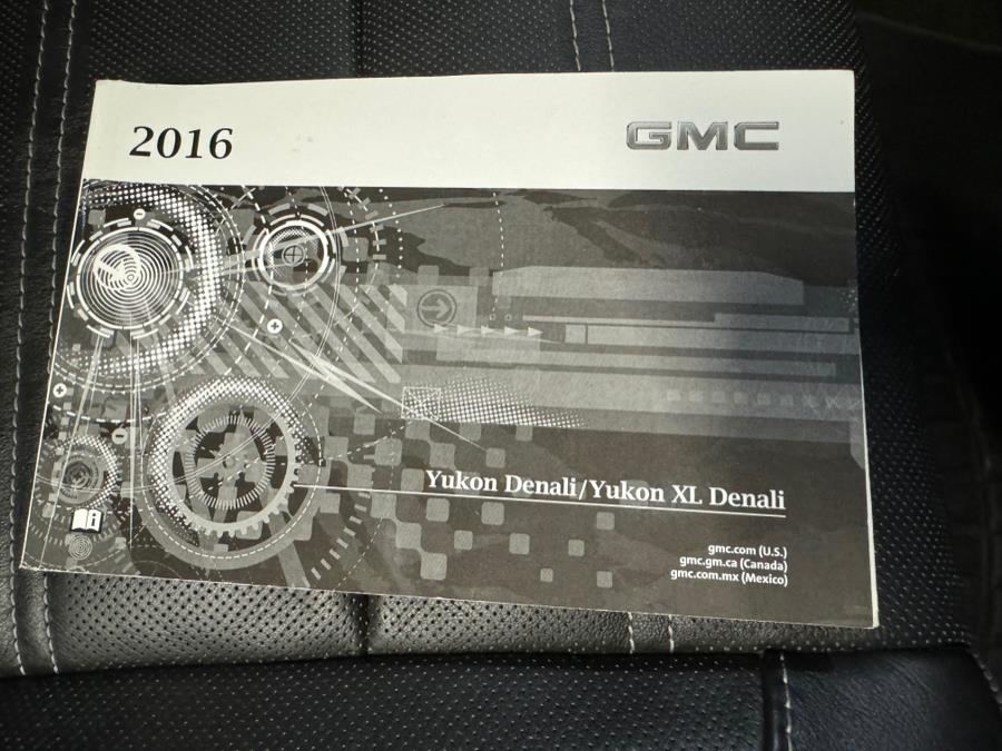 2016 GMC Yukon 4WD 4dr Denali photo