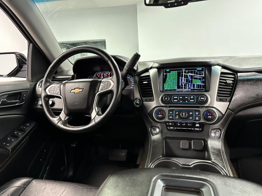 2019 Chevrolet Suburban 4WD 4dr 1500 LT photo