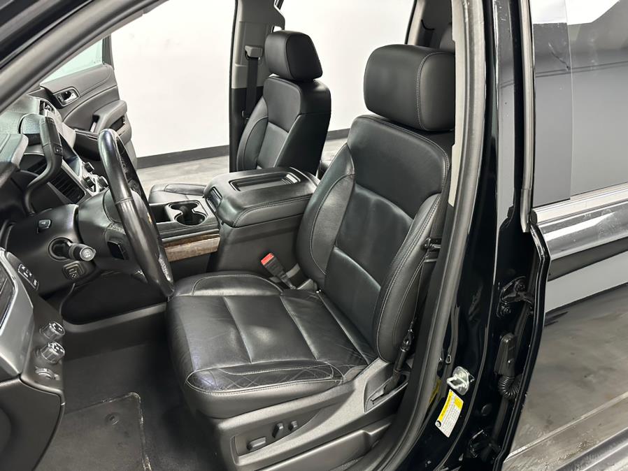 2019 Chevrolet Suburban 4WD 4dr 1500 LT photo