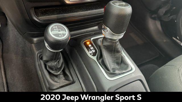 2020 Jeep Wrangler Sport S photo