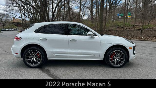 2022 Porsche Macan S photo