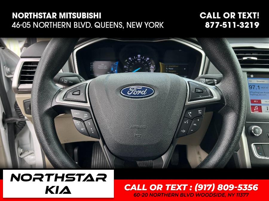 2019 Ford Fusion Hybrid SE photo
