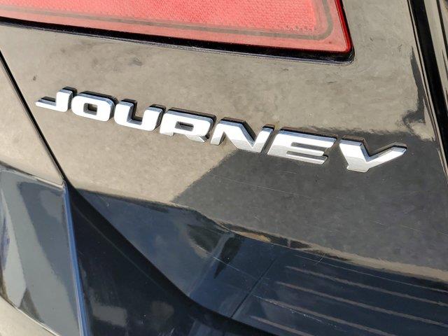 2020 Dodge Journey SE Value photo