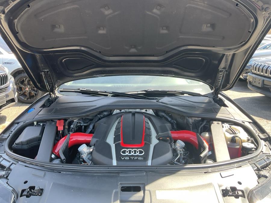 2013 Audi S8 4.0T quattro photo
