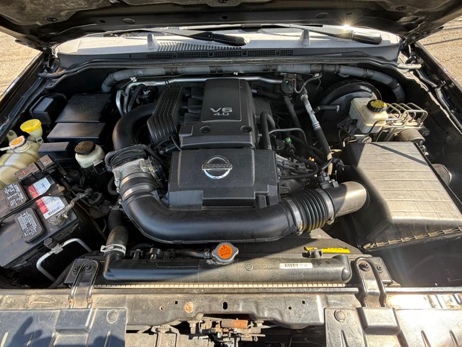 2007 Nissan Pathfinder S photo