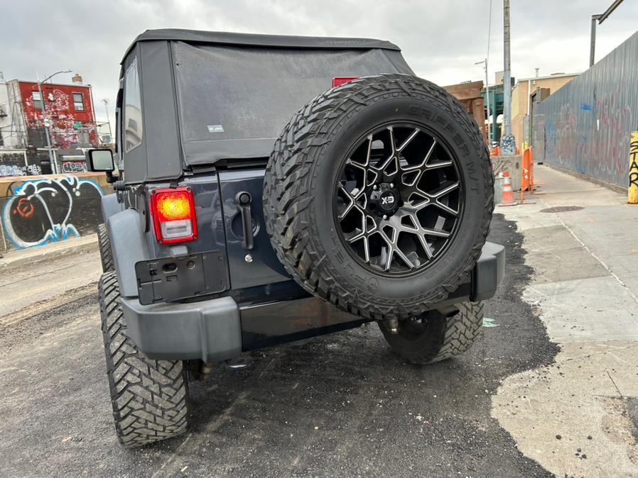 2016 Jeep Wrangler Unlimited 4WD 4dr Willys Wheeler photo