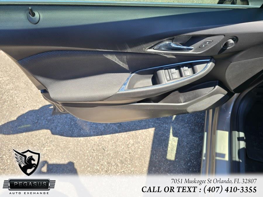 2018 Chevrolet Cruze 4dr HB 1.4L LT w/1SD photo