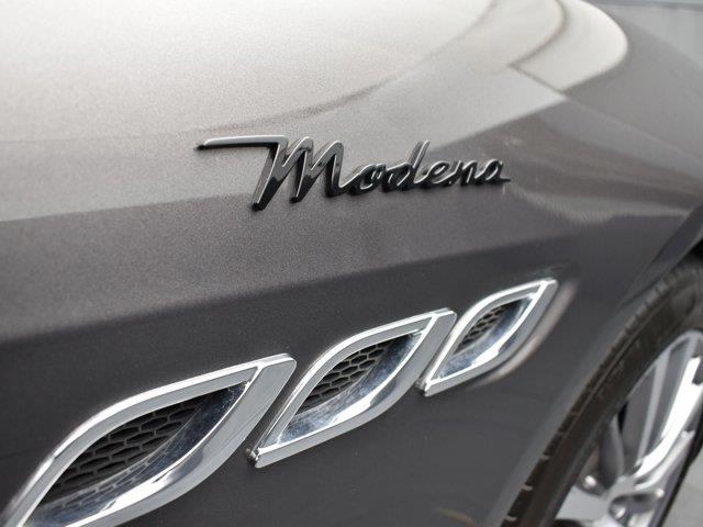 2022 Maserati Quattroporte Modena Q4 photo