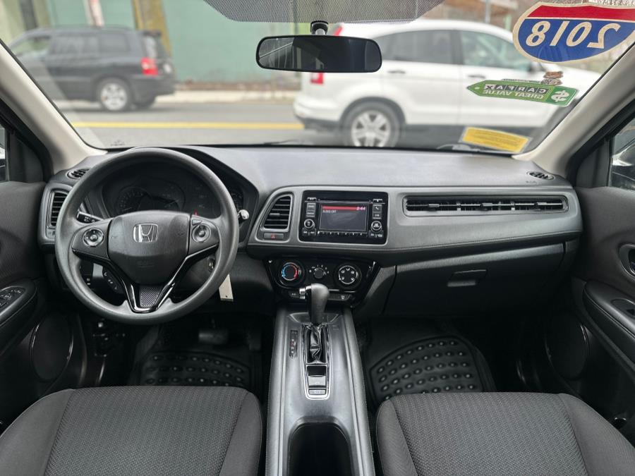 2018 Honda HR-V LX AWD CVT photo