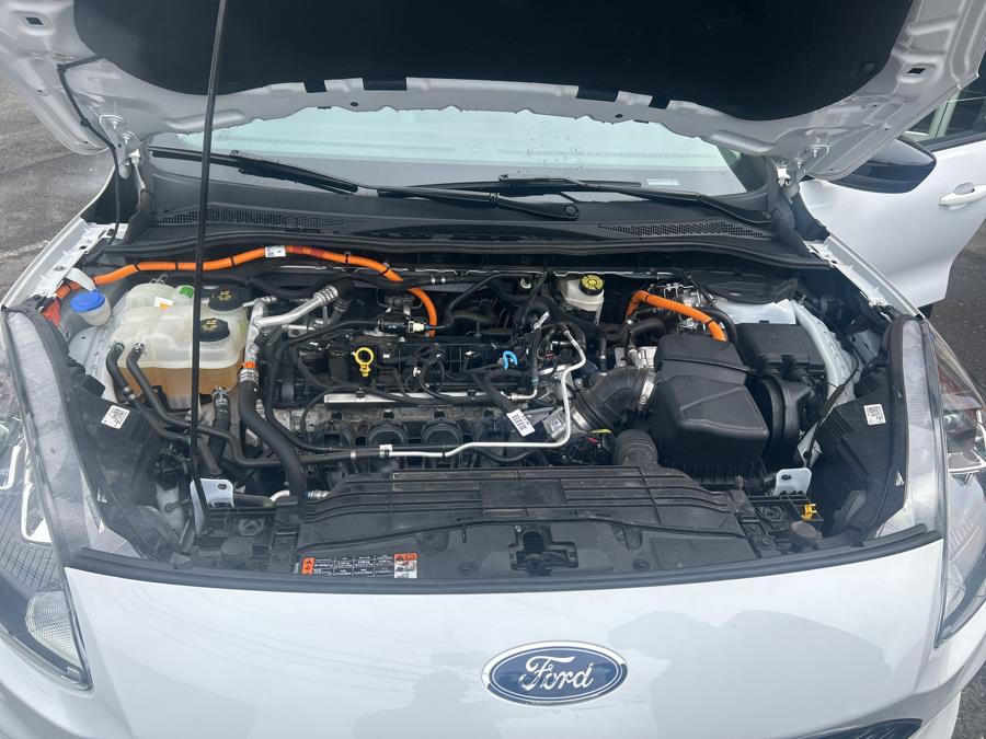 2020 Ford Escape Hybrid SE Sport Hybrid photo