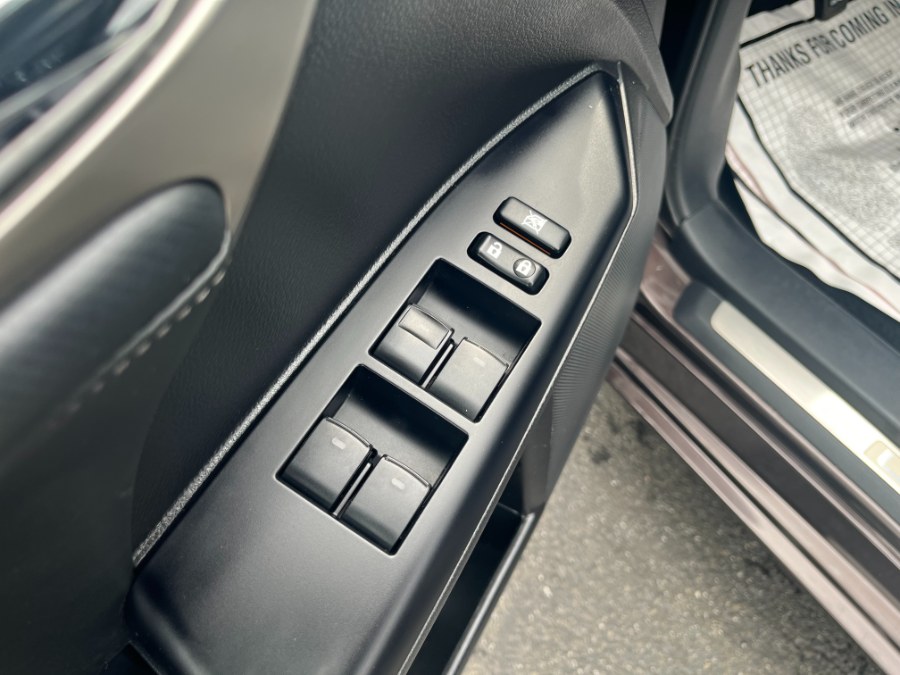 2015 Lexus CT 200h 5dr Sdn Hybrid photo