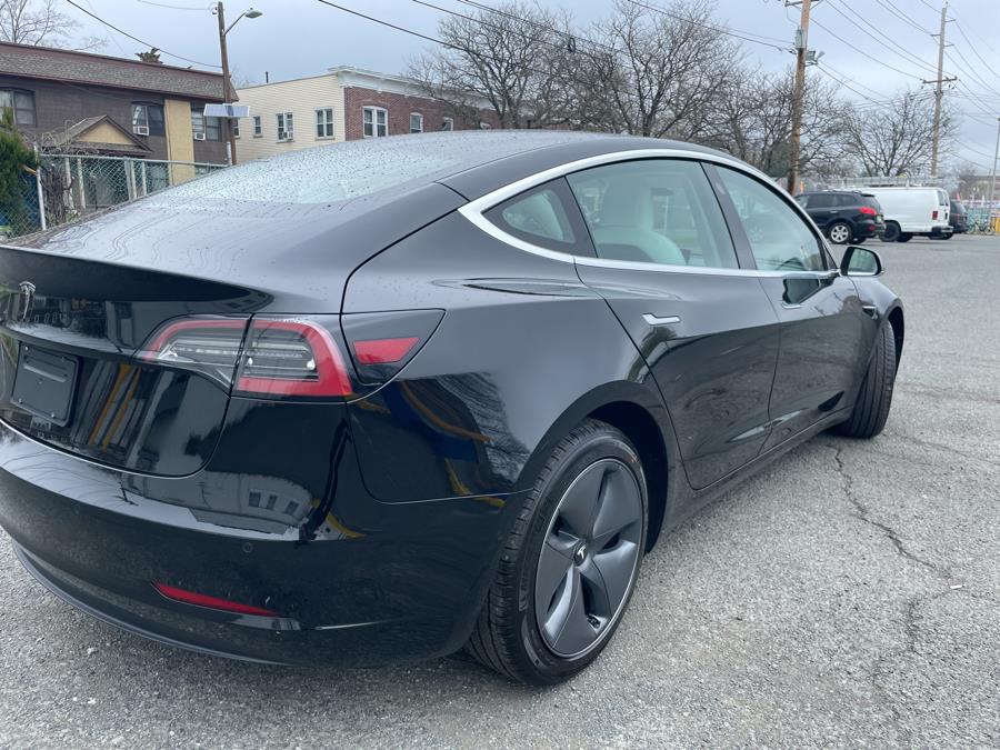 2020 Tesla Model 3 Standard Range RWD photo