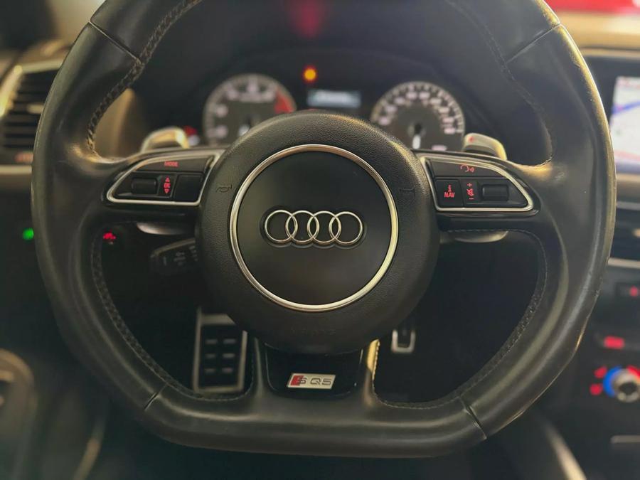 2015 Audi SQ5 Premium Plus Sport Utility 4D photo