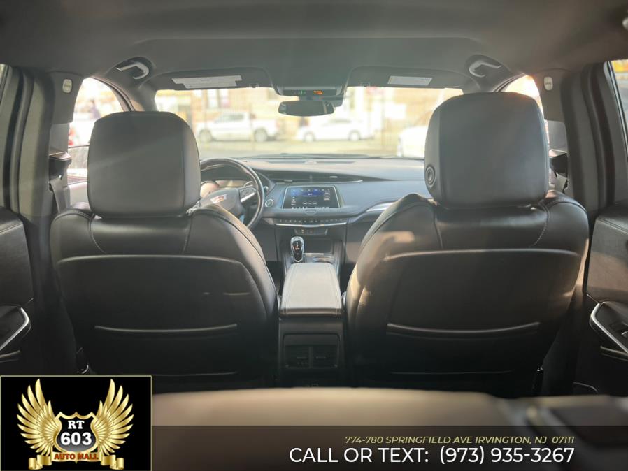 2021 Cadillac XT4 AWD 4dr Premium Luxury photo