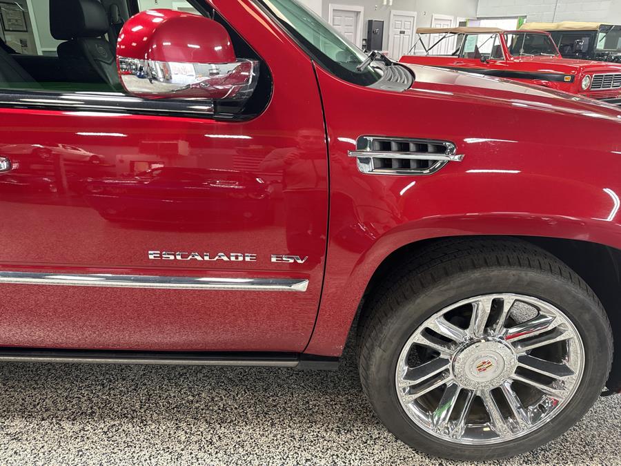 2014 Cadillac Escalade ESV Platinum photo