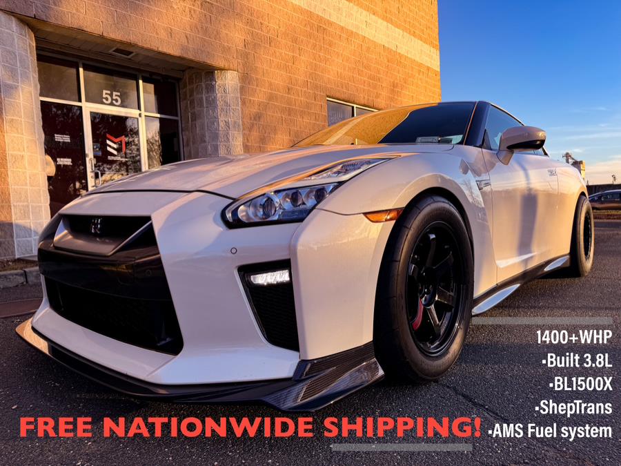 The 2019 Nissan GT-R Premium AWD photos