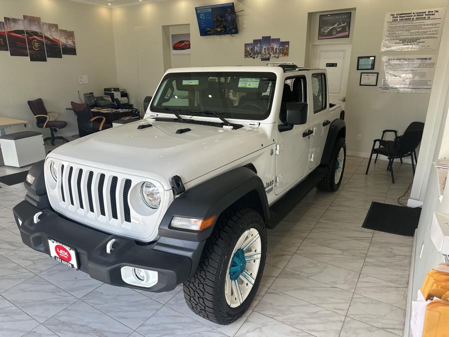 2018 Jeep Wrangler Unlimited Sport S 4x4 photo