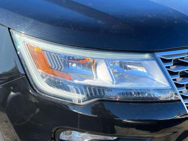 2019 Ford Explorer Platinum photo