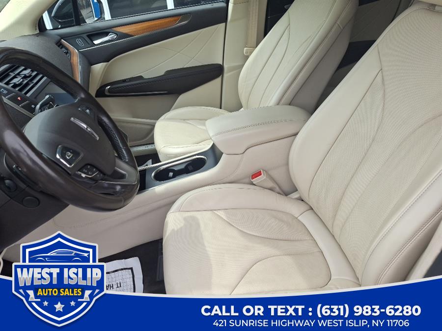2016 Lincoln MKC AWD 4dr Reserve photo