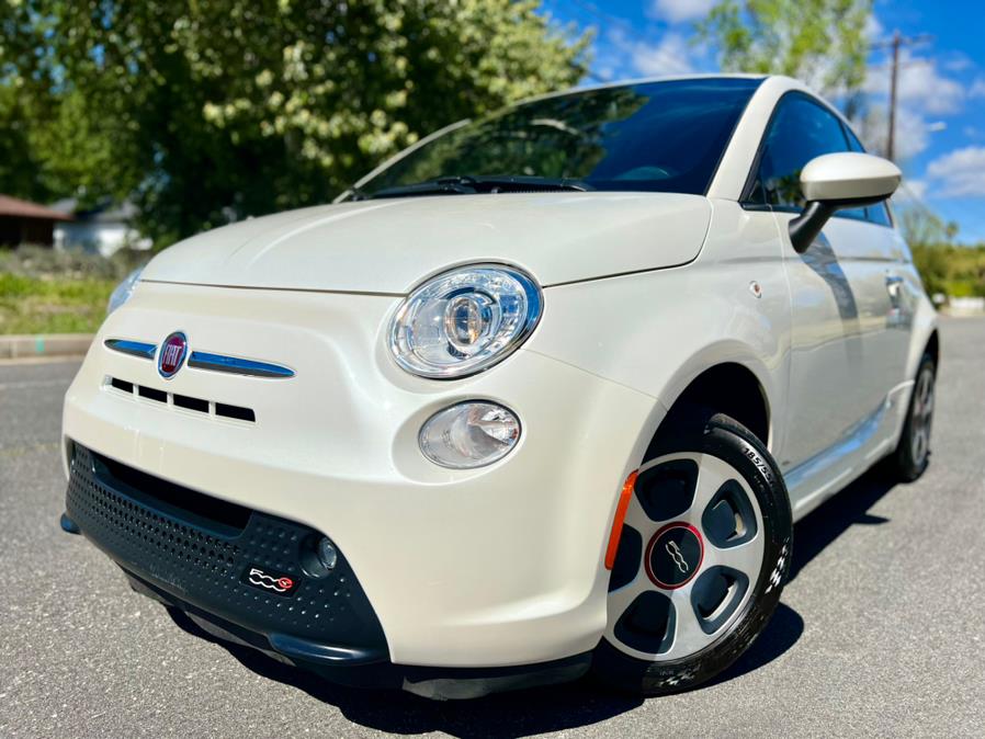 2015 Fiat 500e 2dr HB BATTERY ELECTRIC photo