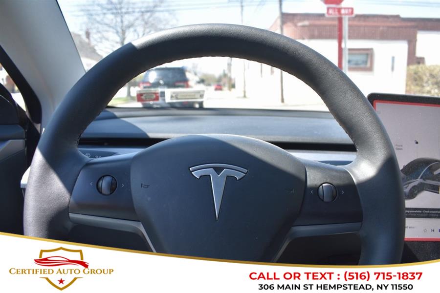 2023 Tesla Model 3 photo