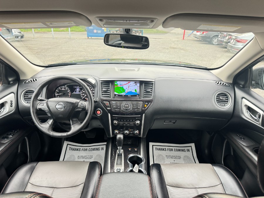2019 Nissan Pathfinder 4x4 SL ROCK CREEK photo