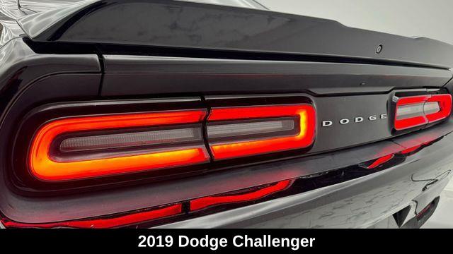 2019 Dodge Challenger SXT photo