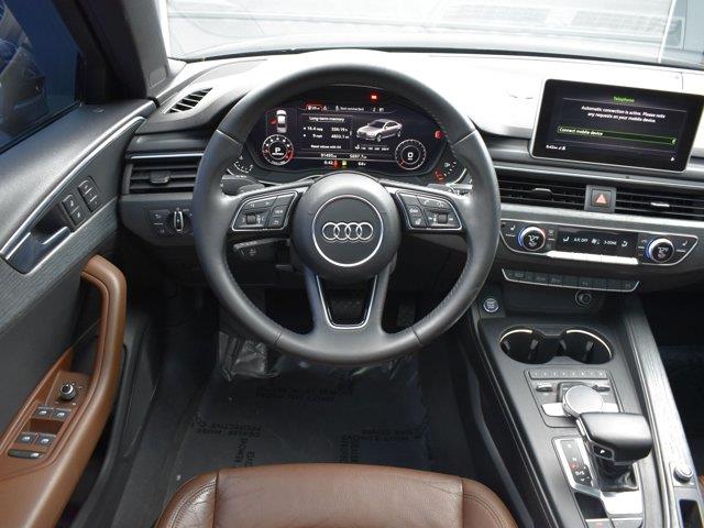 2017 Audi A4 Premium Plus photo