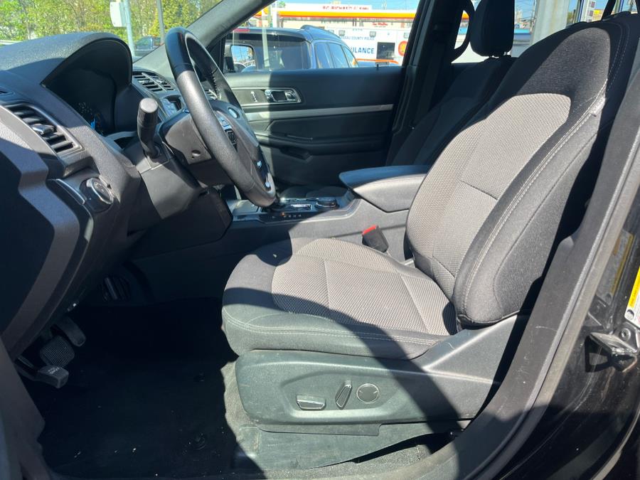 2018 Ford Explorer XLT 4WD photo