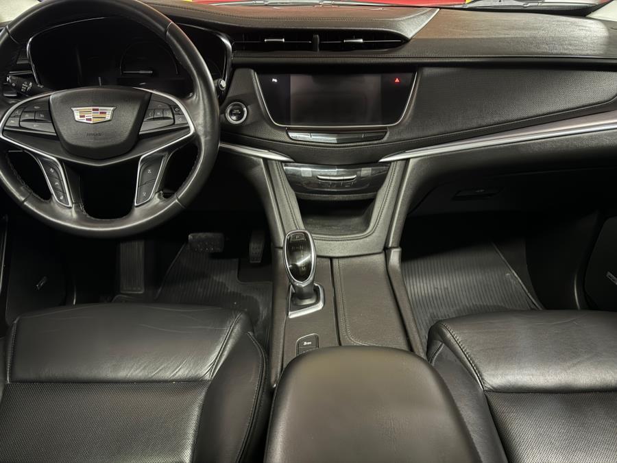 2018 Cadillac XT5 AWD 4dr Luxury photo