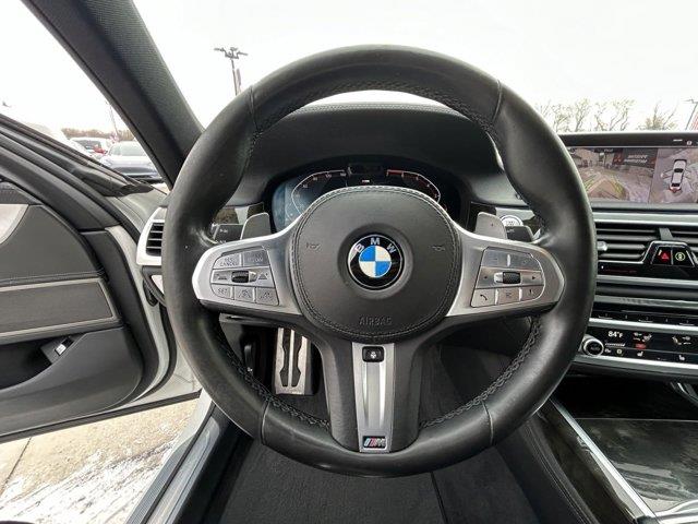 2020 BMW 7-Series 750i xDrive photo