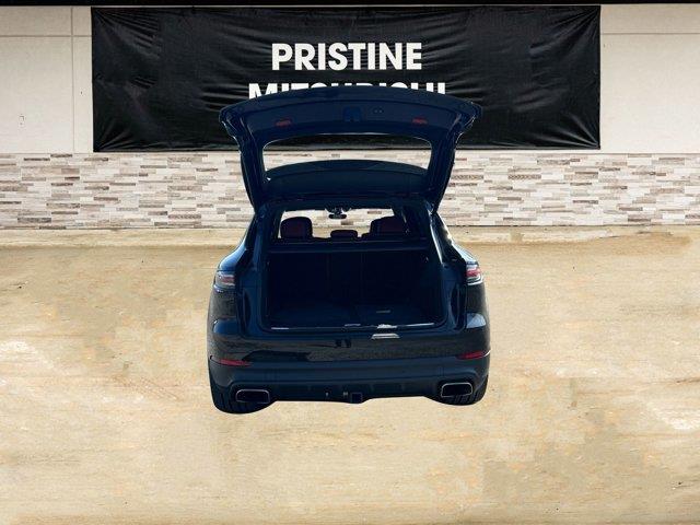 2021 Porsche Cayenne photo