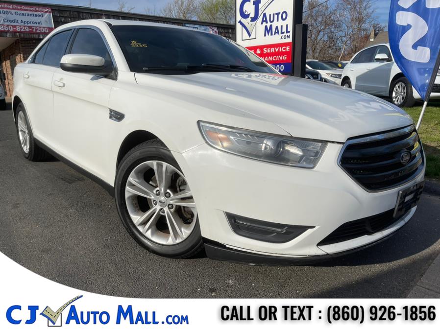 The 2015 Ford Taurus 4dr Sdn SEL FWD photos