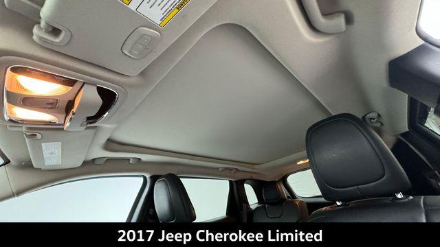 2017 Jeep Cherokee Limited photo