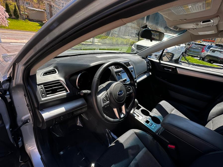 2015 Subaru Outback 4dr Wgn 2.5i Premium PZEV photo