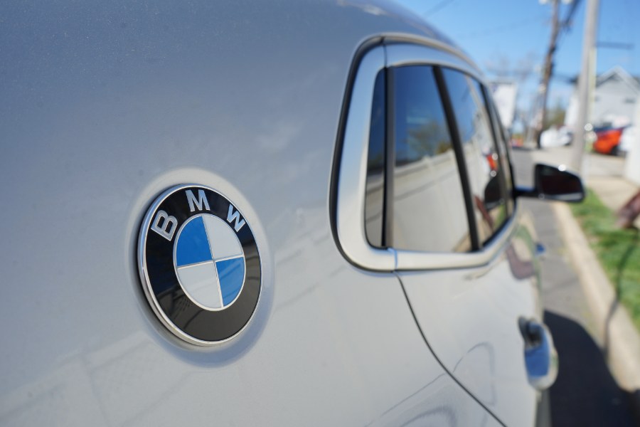 2020 BMW X2 xDrive28i photo