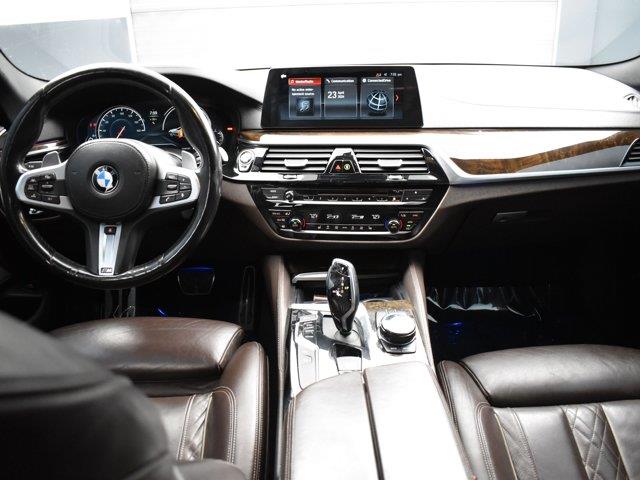 2018 BMW 5-Series 530i xDrive photo