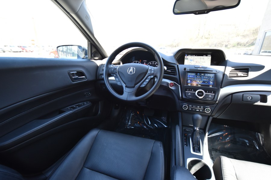 2018 Acura ILX Sedan w/Technology Plus Pkg photo
