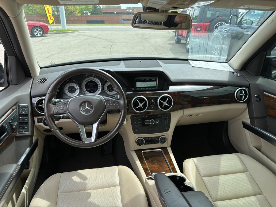 2015 Mercedes-Benz GLK-Class 4MATIC 4dr GLK 350 photo