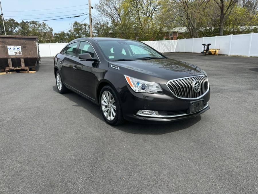 The 2014 Buick LaCrosse Leather photos