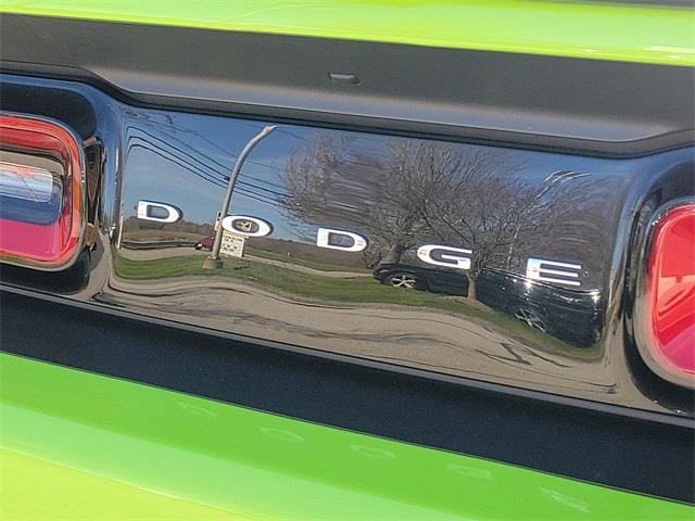 2023 Dodge Challenger R/T Scat Pack Widebody photo